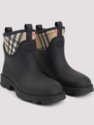 Burberry Marsh Stamp Rubber Ankle Boots In Black