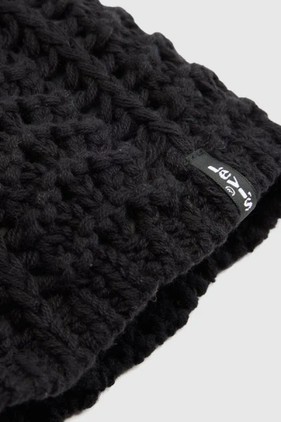 Levi's Chloe Crochet Beanie In Black