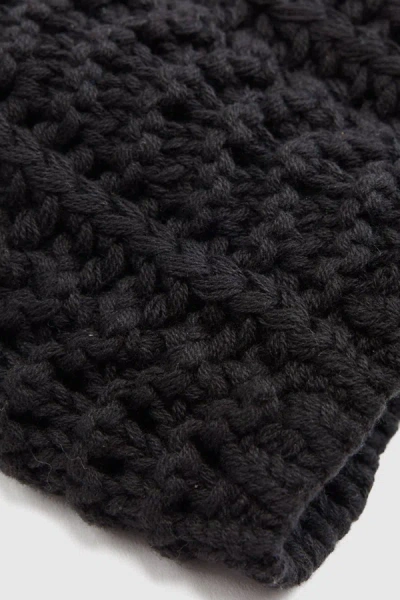 Levi's Chloe Crochet Beanie In Black