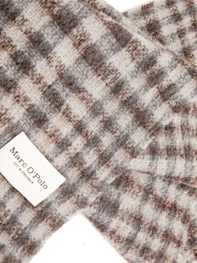 Marc O'polo Check-pattern Fringed Scarf In Brown