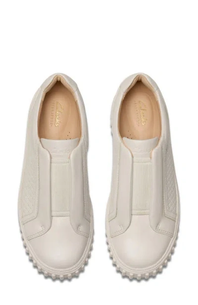 Clarks ® Mayhill Bay Platform Sneaker In White