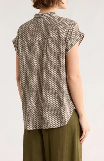 Max Studio Patterned Top