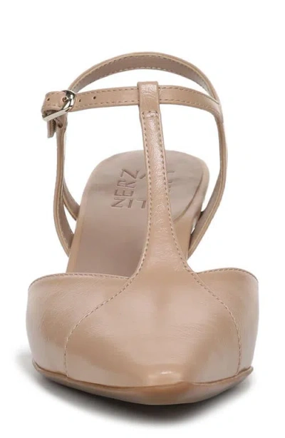 Naturalizer Torin T-strap Heel In Brown