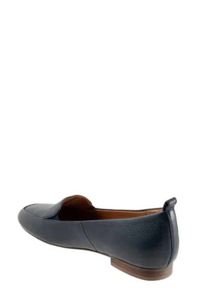 Softwalk ® Kingston Loafer In Blue