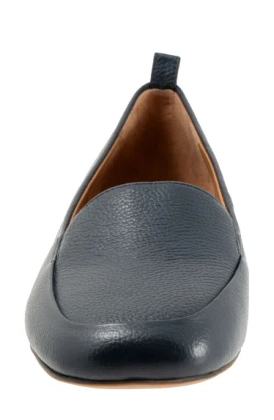 Softwalk ® Kingston Loafer In Blue