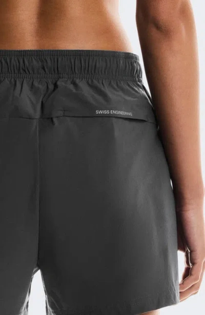 On 3-inch Core Running Shorts In Black
