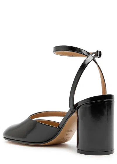 Maison Margiela Tabi Sandals In Brushed Leather In Black