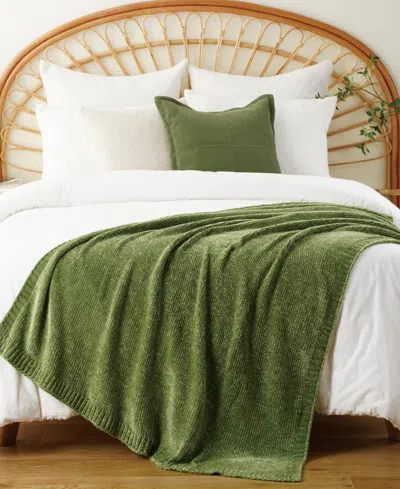 Battilo Lifestyle Solid Woven Micro Chenille Throw, 51" X 67" In Green