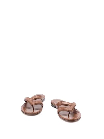 Fendi Textured Leather Thong Sandals With Silhouette In Brown