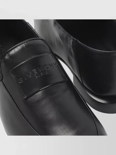Givenchy Round Toe Smooth Finish Leather Loafers In Black