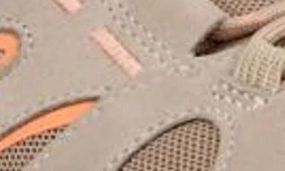 Ecco Offroad Hiking Sneaker