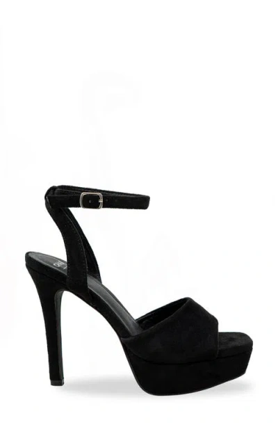 Chase & Chloe Chase And Chloe Ankle Strap Platform Pump In Black