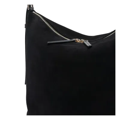 Apc A.p.c. Women Vera Shoulder Bag In Black