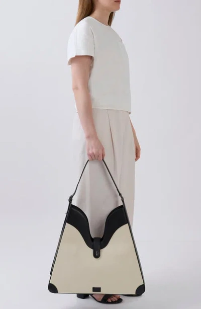Behno Melina Canvas Shoulder Bag In White