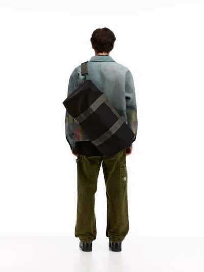 Vowels Duffle Bag In Black
