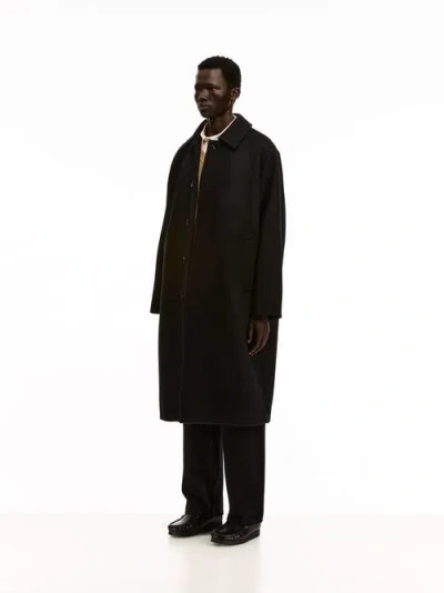 Vowels Overcoat In Black