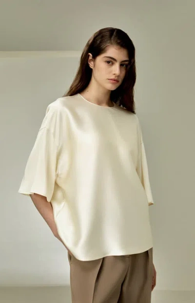 Lilysilk Relaxed Silk Crewneck Blouse In White