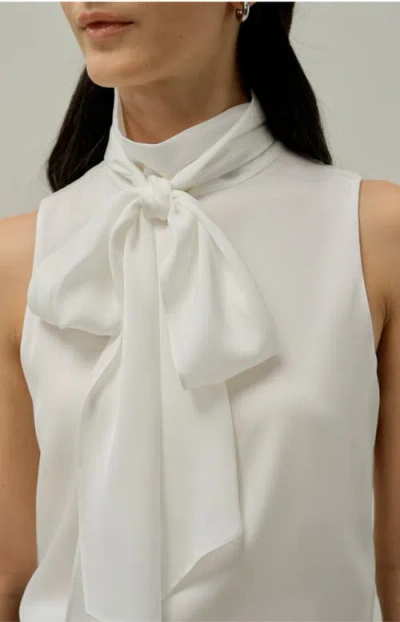 Lilysilk Sleeveless Tie-neck Silk Blouse In White