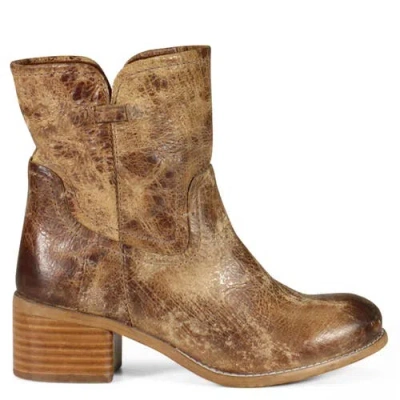 Diba True West Haven Pull-on Distressed Leather Western Boots In Brown