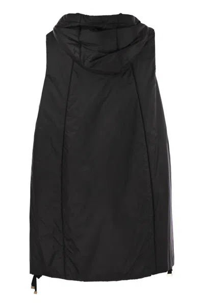 Max Mara The Cube Greengi Drip Proof Canvas Waistcoat In Black