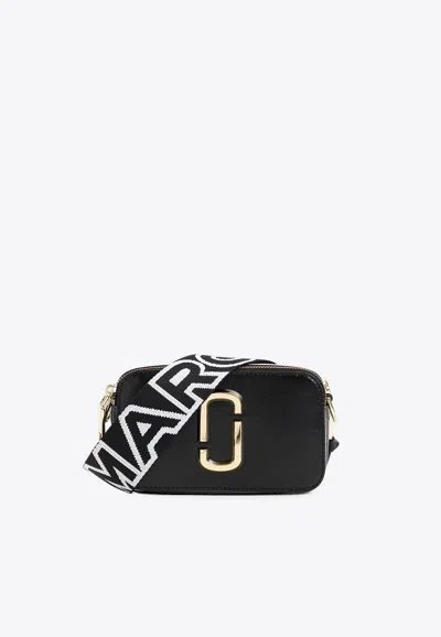 Marc Jacobs Compact Textured Leather Bag With Gold-tone Logo In Black