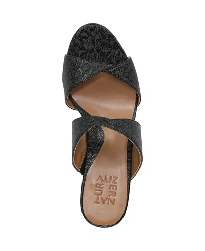 Naturalizer Nessa Slide Sandal In Black