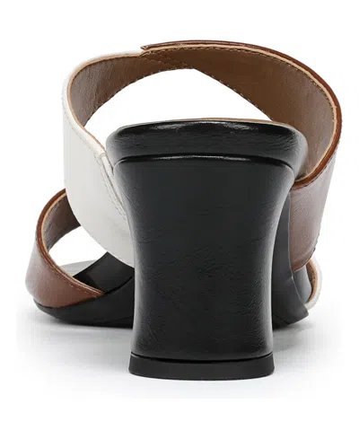 Naturalizer Nessa Slide Sandal In Multi