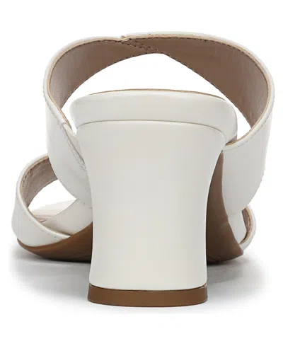 Naturalizer Nessa Slide Sandal In White