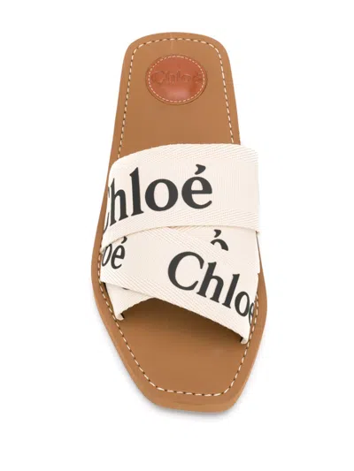 Chloé Woody Flat Sandals In Neutral