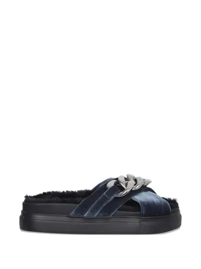 N°21 Velvet Sandals With Oversized Chain In Blue