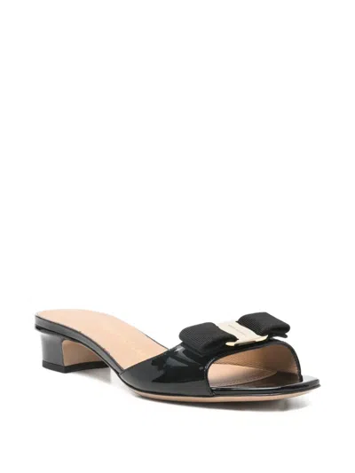 Ferragamo Bow-detail Sandals In Black