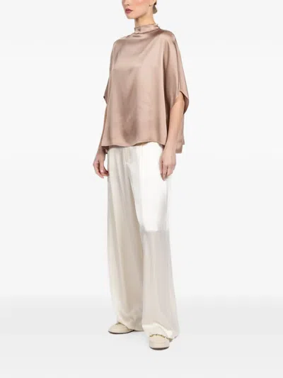 缎面斗篷式罩衫