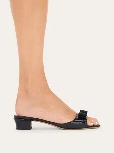 Ferragamo Bow-detail Sandals In Black