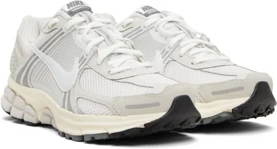 Nike Zoom Vomero 5 In Platinum Tint  Photon Dust  & Cashmere