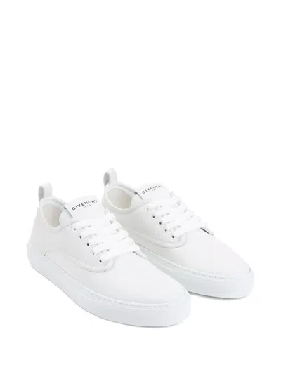 Givenchy Stylish Sneakers With Pull Tab And Round Toe In White