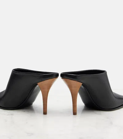 Alaïa 90 Leather Mules In Black