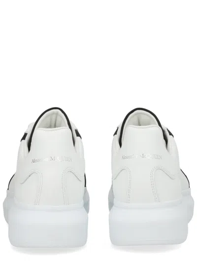 Alexander Mcqueen Contrast-panel Sneakers In White