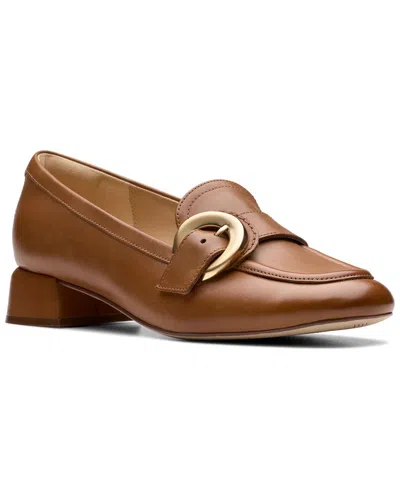 Clarks Daiss30 Trim Leather Loafer In Brown