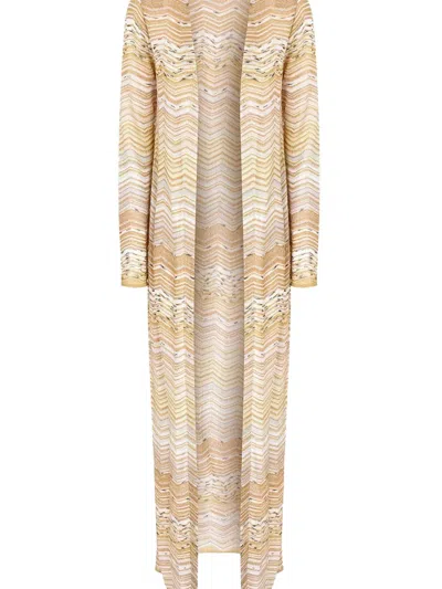 人字纹图案开衫