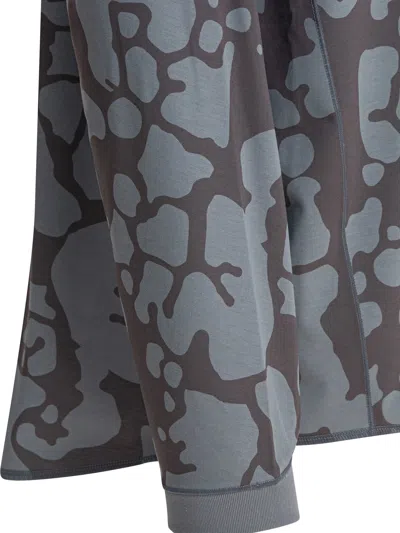 Goldwin Reaction Diffusion Sweatshirt In Gray