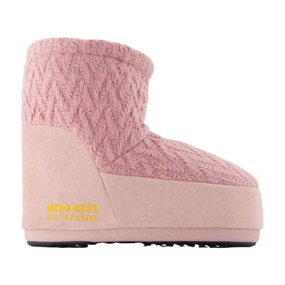 Moon Boot X Guest In Residence Icon Low No Lace Knit Boots In Pink