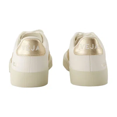 Veja Sneakers 2 In White