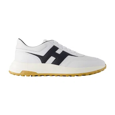 Hogan Lightweight Sneaker With Contrast Panel And Rubber Sole In Multi
