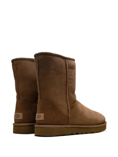 Ugg W Classic Short Ii In Brown