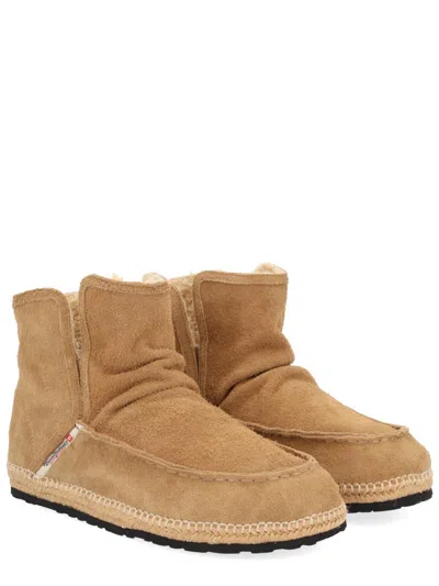 Diesel Suede Boots With Rubber Sole And Stitching In Sand