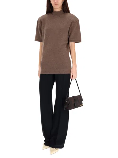 Jacquemus Ribbed Slim-fit Mock-neck Short-sleeve Wool-cashmere Jersey In Brown