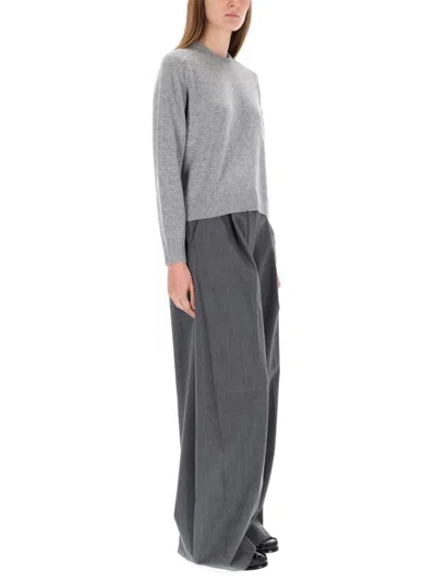 Theory Easy Cashmere Sweater In Husky Pale Grey