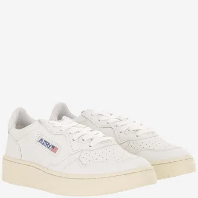 Autry Medalist Low Sneakers In Multi