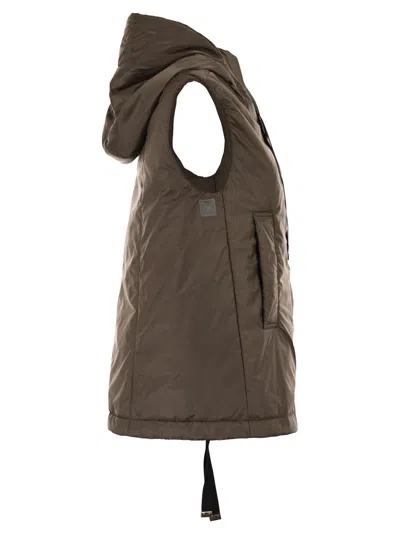 Maxmara The Cube Greengo Sleeveless In Drip Proof Technical Fabric In Brown