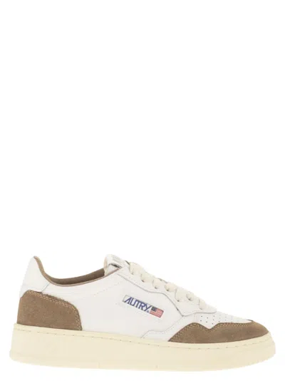 Autry 'medalist' White Low Top Sneakers With Logo Patch On Tongue And Side In Leather Blend Woman